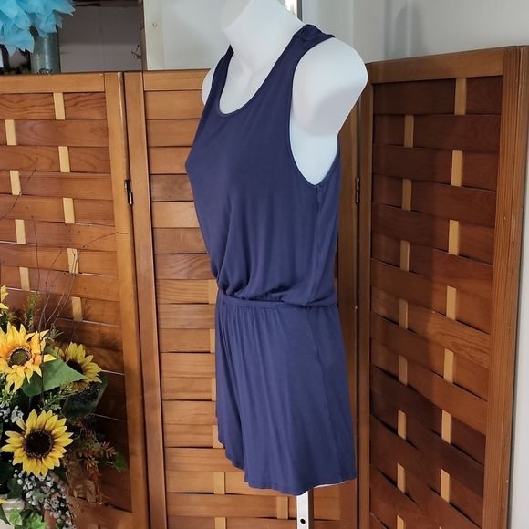Navy blue shorts romper - Picture 4 of 12